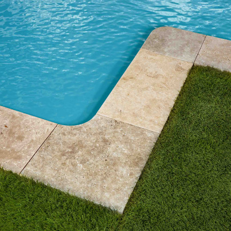 Margelle angle sortant Travertin Beige Nuancé 33x33x3 cm Bord 1/2 Rond