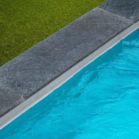 Margelle de piscine Pierre Bleue du Vietnam 100x30x3 cm Bord Droit