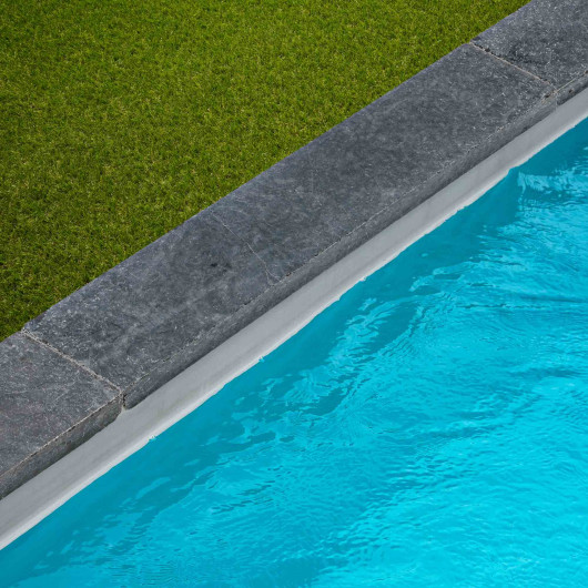 Margelle de piscine Pierre Bleue du Vietnam 100x20x5 cm Bord Droit
