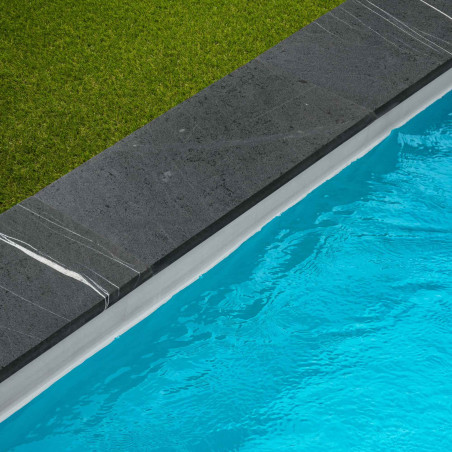 Margelle de piscine Ardoise Noire Grenaillée 60x30x3 cm Bord 1/2 Rond