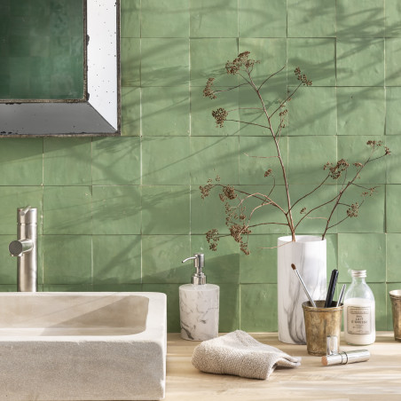 Zellige Vert Amande 10x10 cm – Salle de bains