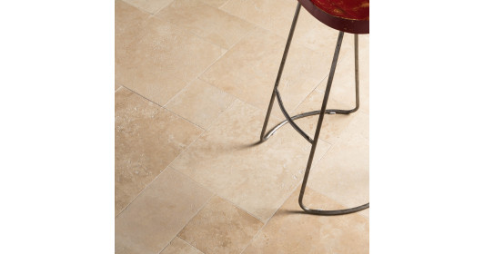 Carrelage pierre naturelle Travertin Beige Clair 1er choix Opus 4 x1,2 cm Vieilli