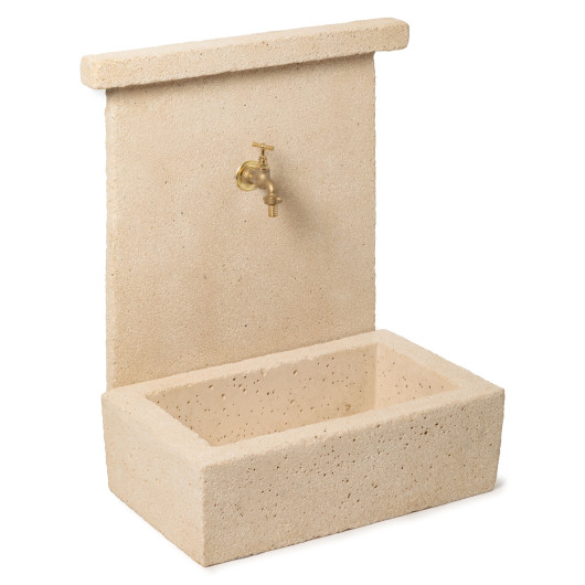Fontaine murale en pierre bouchardée L.62xH.93xP.36 cm