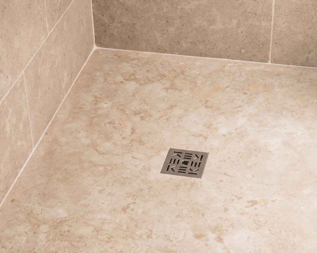 receveur de douche en travertin